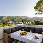 Apartman Maurora *